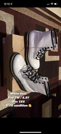 White Doc Martens Size 5.5Y/ 7w