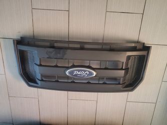 2015 Ford F150 Grill