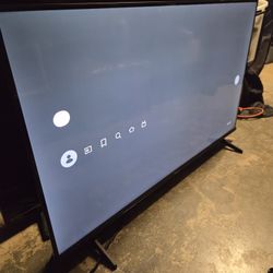 Hisense 43" Class - QD6 Series - 4K UHD QLED LCD TV Working Fine With Box