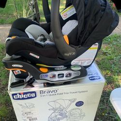 New Chicco Bravo Carseat