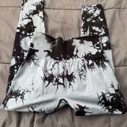 Small/medium gym leggings and shorts