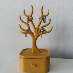 Decorative Jewelry Holder 