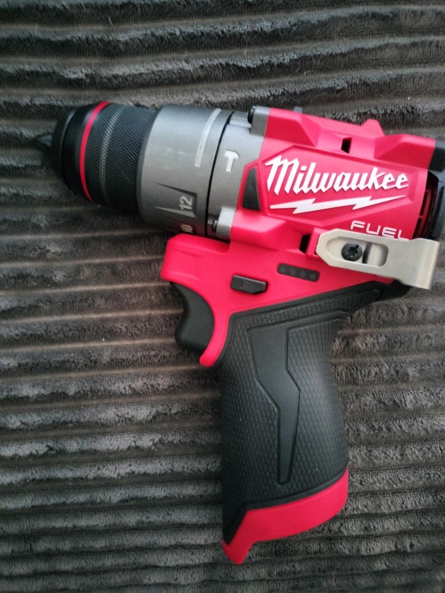 Milwaukee 3404-20 Hammer Drill