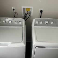 GE Washer & Dryer Set – Excellent Condition