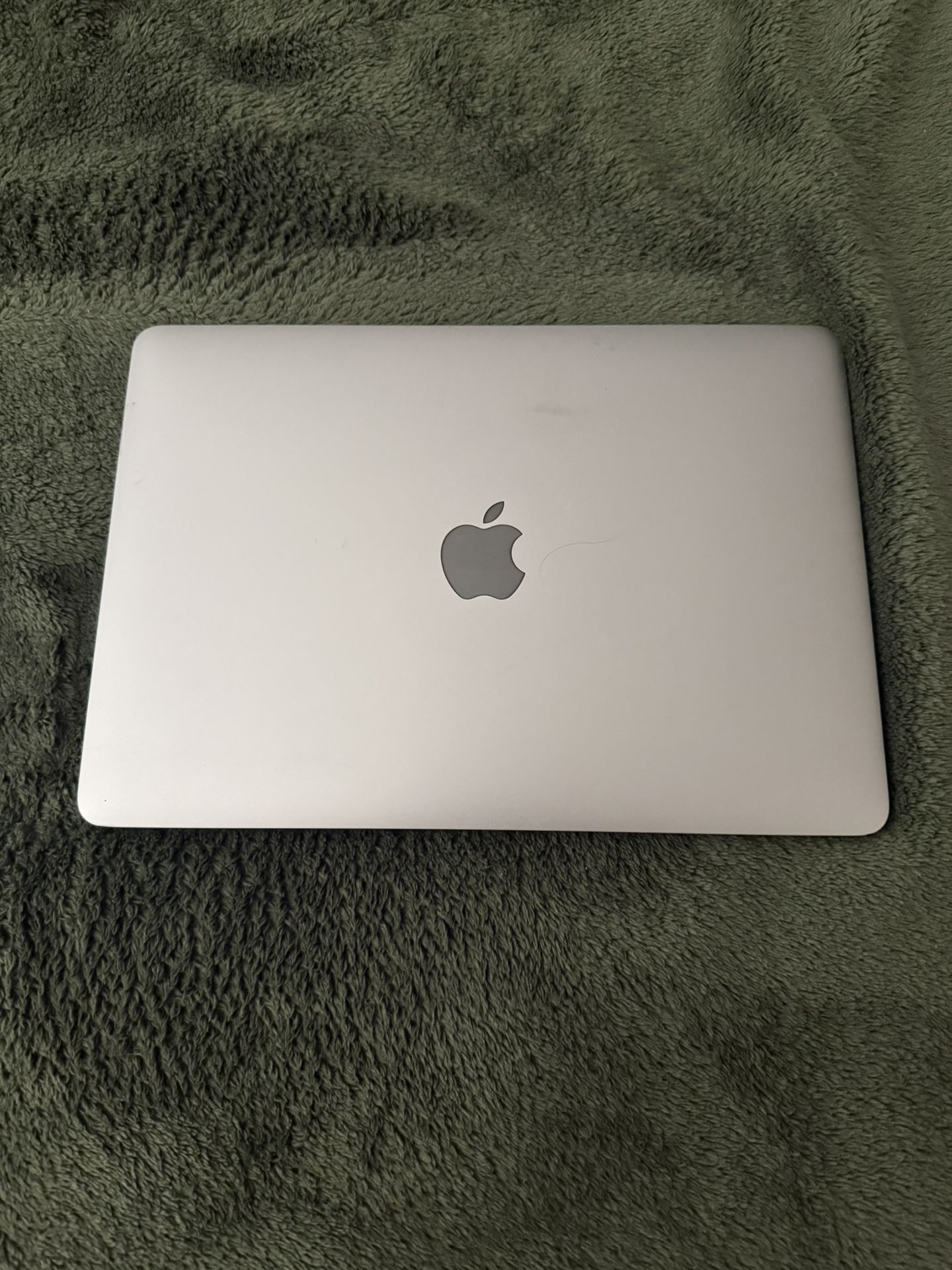 Apple Macbook Laptop
