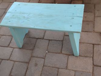 Small bench distressed