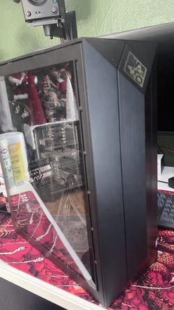 Omen pc case with parts