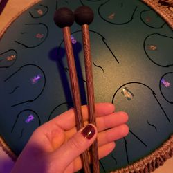     Steel Tongue Drum Set w/ Case & Mallets – Like New 🎶