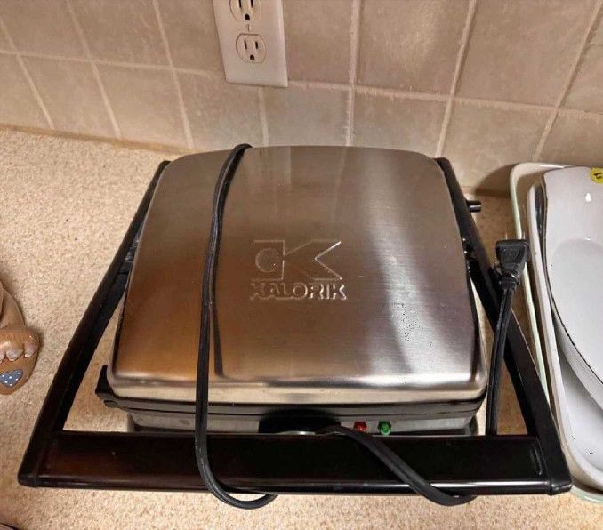 Fast Sandwich Grill - Crispy Results in Minutes entire personal