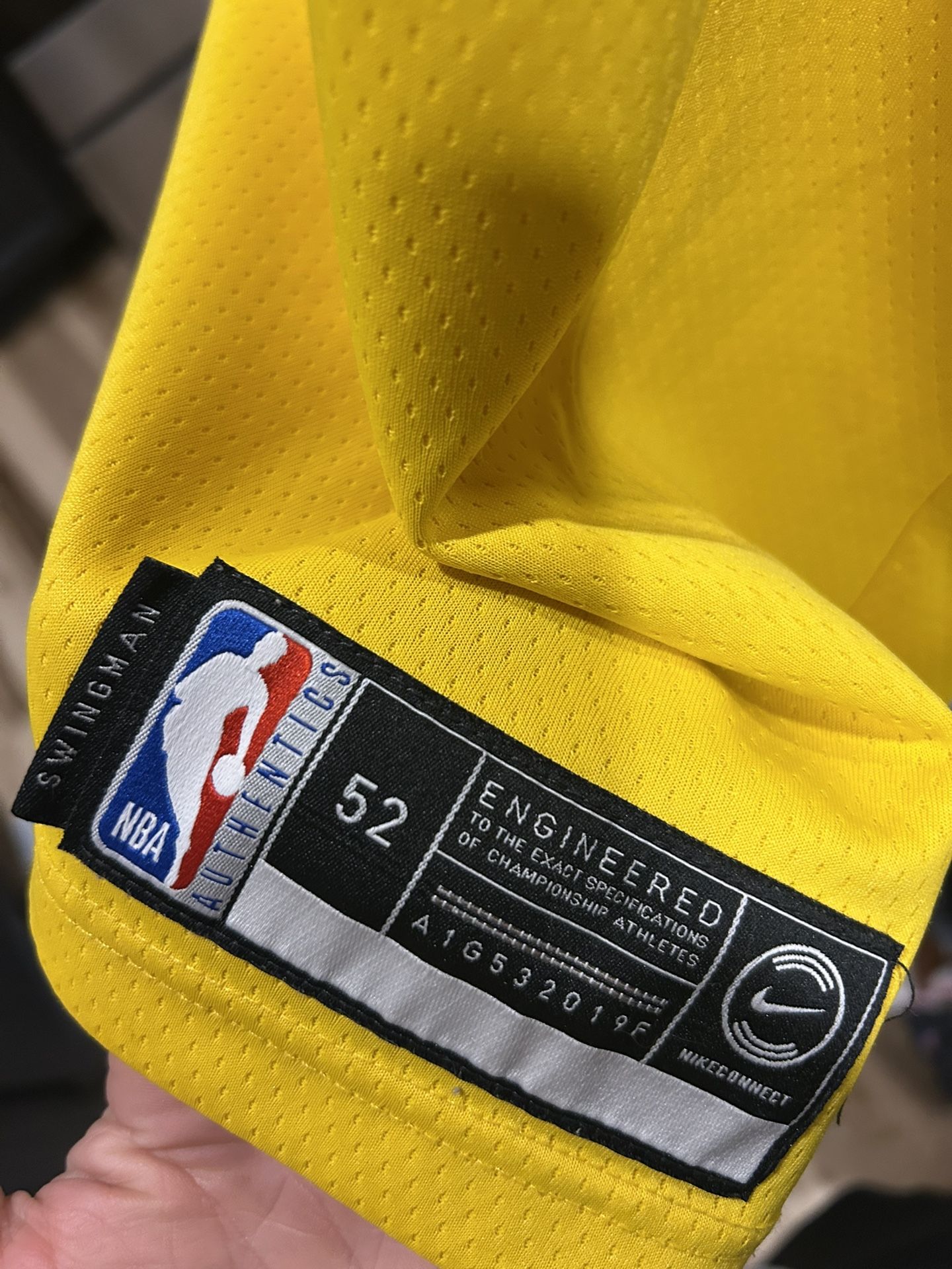 LeBron James Los Angeles Lakers Jersey.