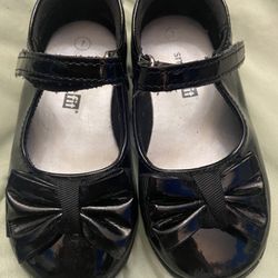 Black Faux Patent Leather Mary Janes T7