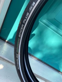 Schwalbe Spicer Tires 700x35