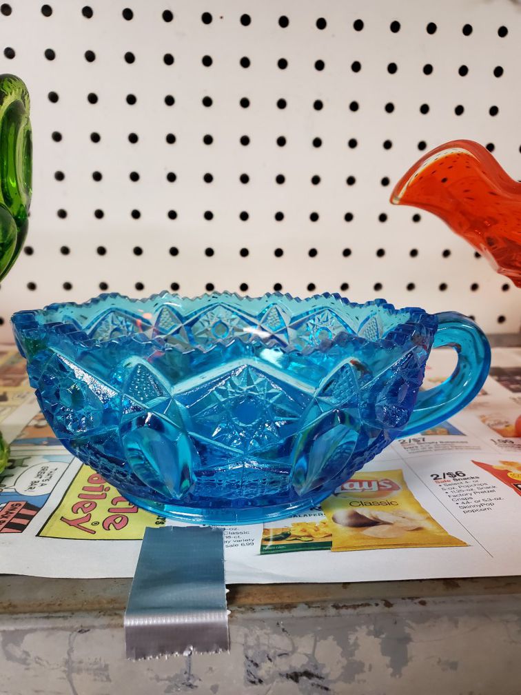 LE Smith Quintec Heritage Blue Vintage Pressed Glass Handled Bowl - Aqua Turquoise Relish / Candy Dish - Vintage 1960's Collectible