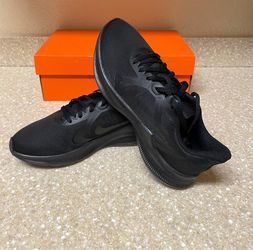 Nike Downshifter 10, Running Shoes,  Black/Black, Size 7.5