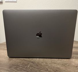 MacBook Pro + MicroSoft Office. 2024 MacOs Sequoia