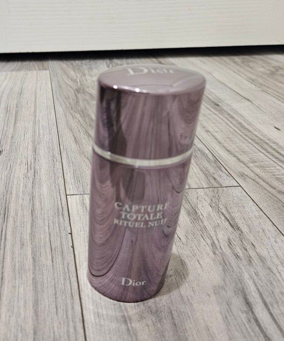 DIOR CAPTURE TOTALE RITUEL NUIT Multi perfection Nighttime Soft Peel 3.4 OZ for Sale in Queen Creek AZ OfferUp