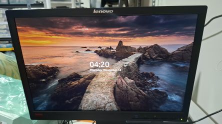 Lenovo 19" 16:10 Monitor