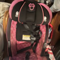 Disney Minnie Mouse Grow-and-go All in one car seat/booster Seat