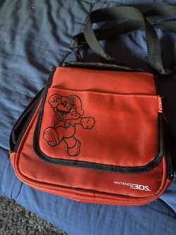 Nintendo 3DS Carry Bag And Games