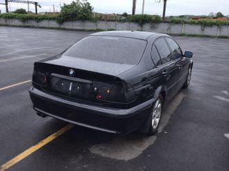 2005 BMW 325xi