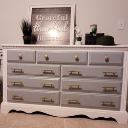 White And Grey  Dresser 