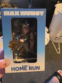 Max Munchy bobble head