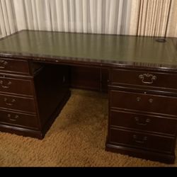 Beautiful desk 