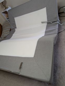 Adjustable bed base - Queen