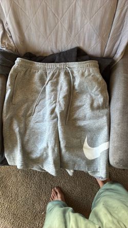 Nike Sportswear Club Fleece Graphic Shorts