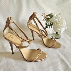 VNDS Women's Giuseppe Zanotti Tan Leather Crystal Sandals Heels Size 8 US (MINT CONDITION)
