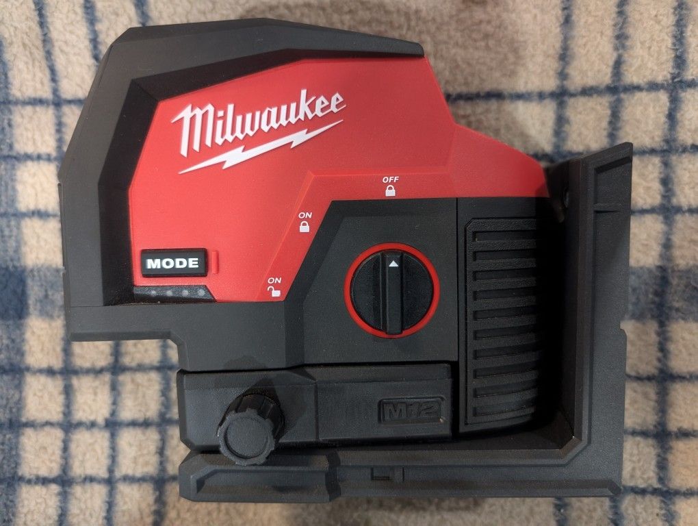 3622-20 M12 Milwaukee 125ft Green Laser Level New