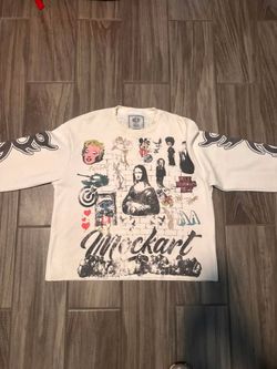 art on display longsleeve