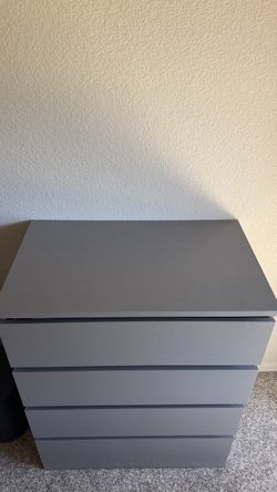4-Drawer Gray Dresser | Best Offer Takes It