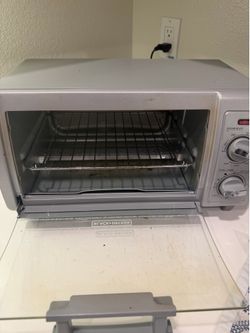 BLACK+DECKER 4 Slice Toaster Oven - Silver