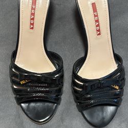 Prada Open Toe Wedges In Black Patent Leather Size 38
