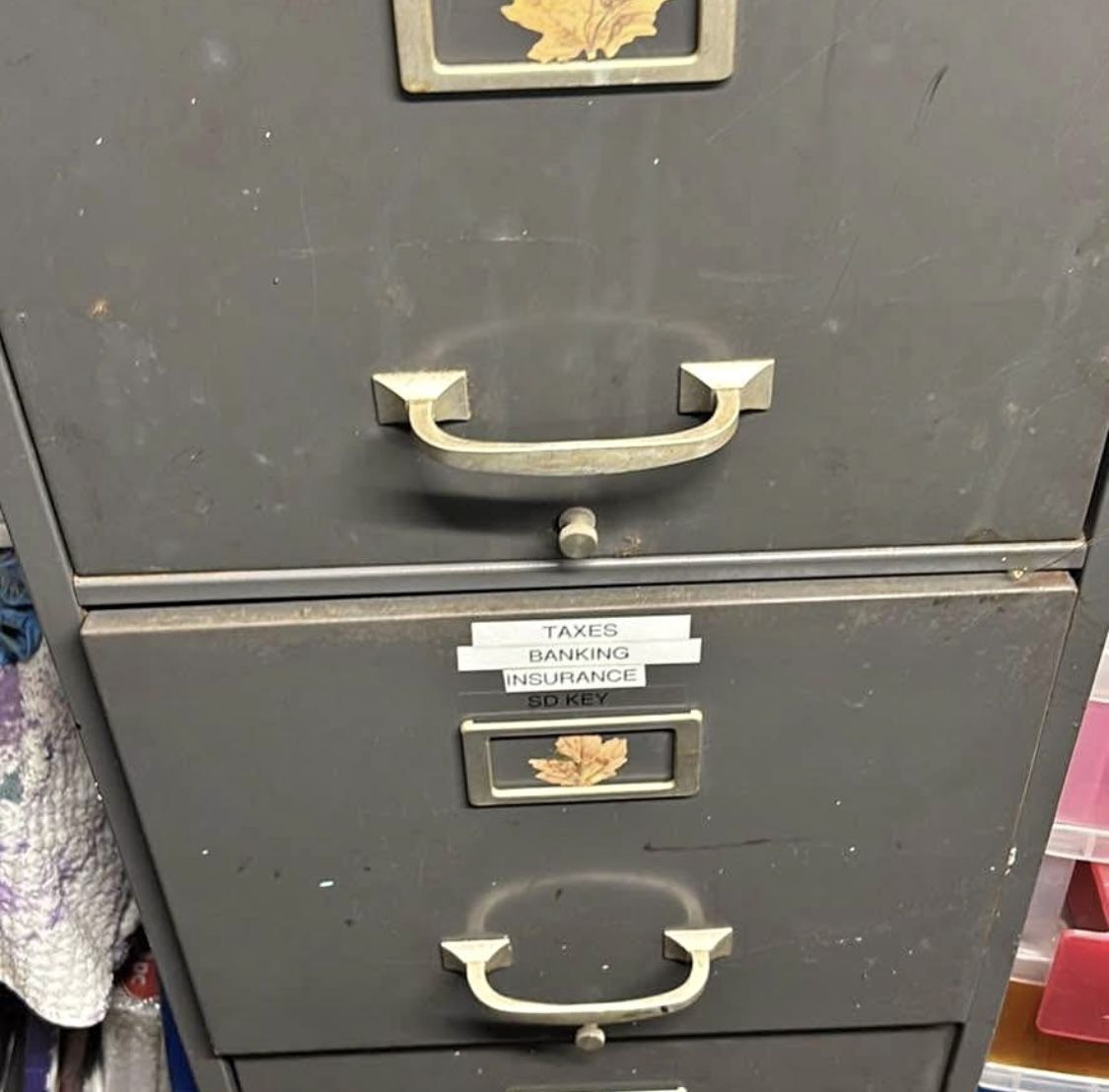 OFFICE FILE CABINET 