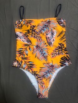 Swimsuit , L