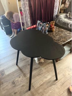 Cloud black table