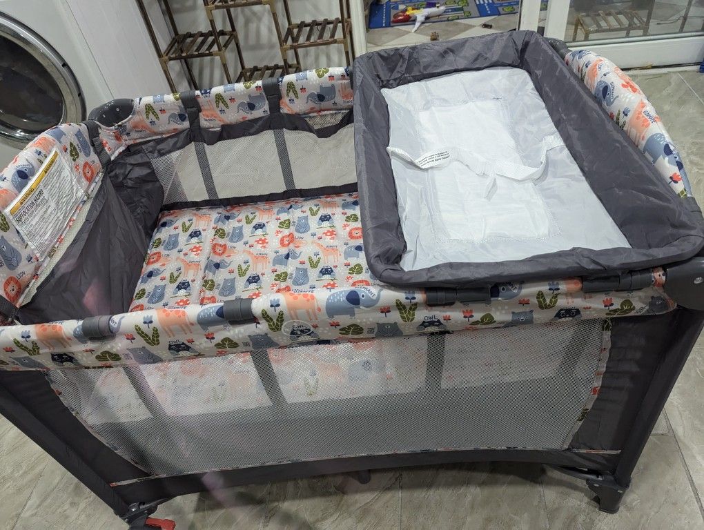 3 In 1 Portable Bassinet 