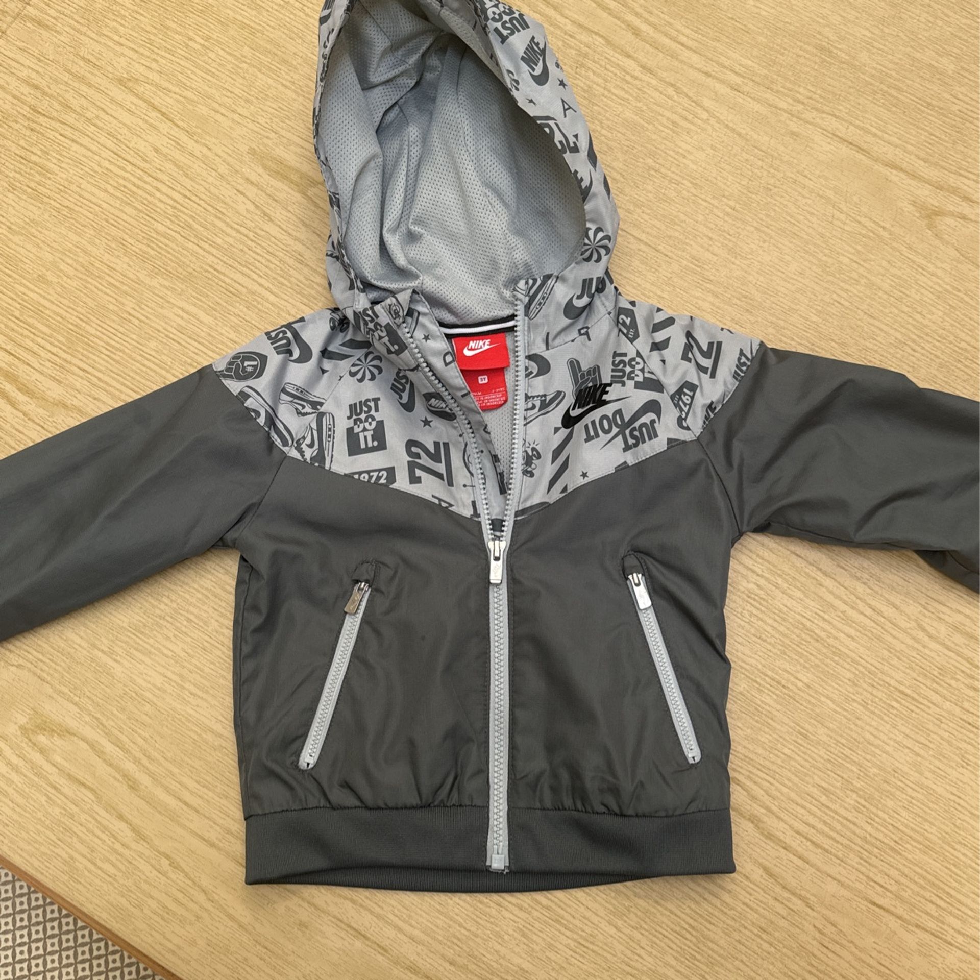 Nike 3T Rain Coat