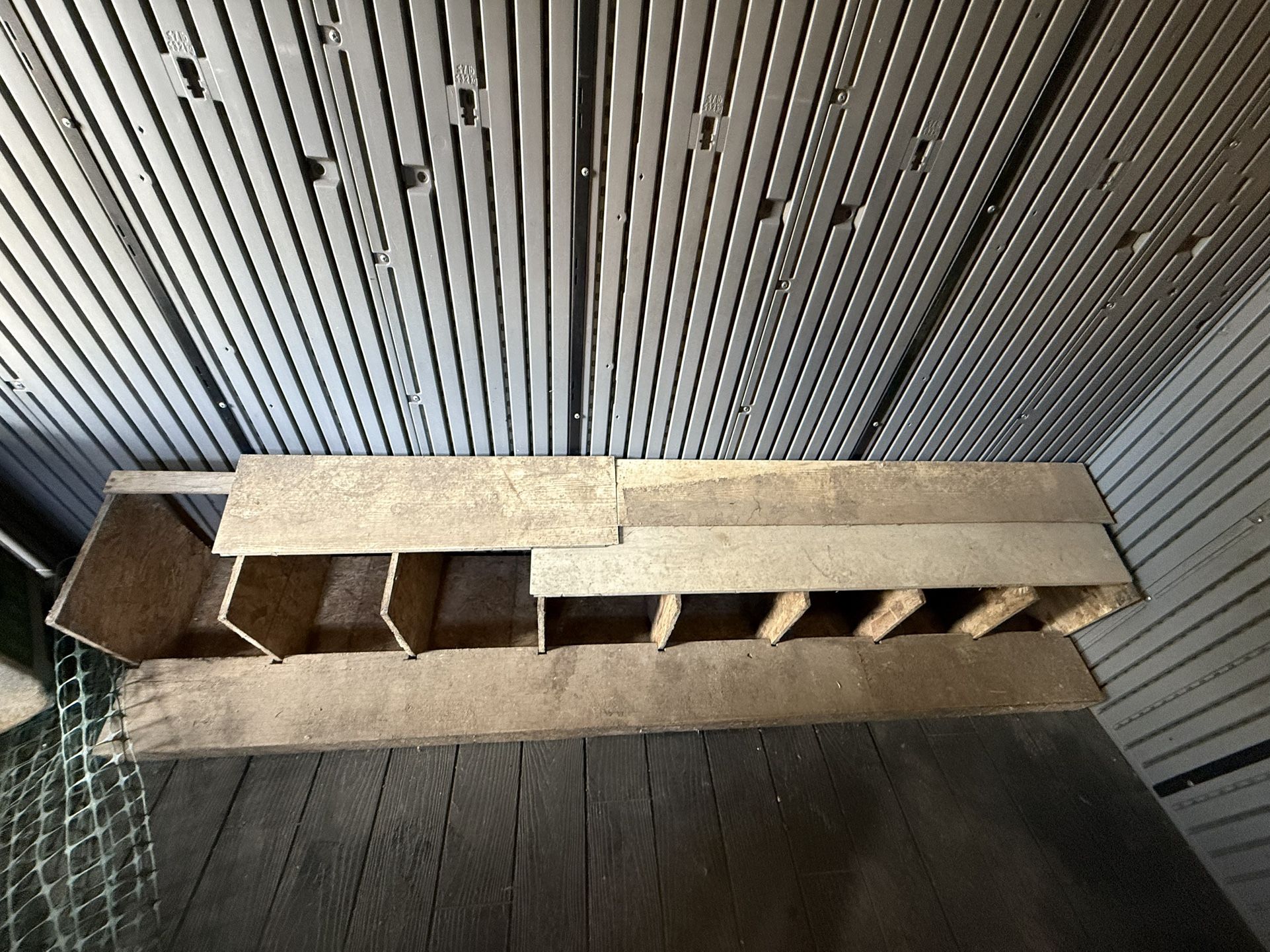 Chicken Roll Out Nesting Boxes