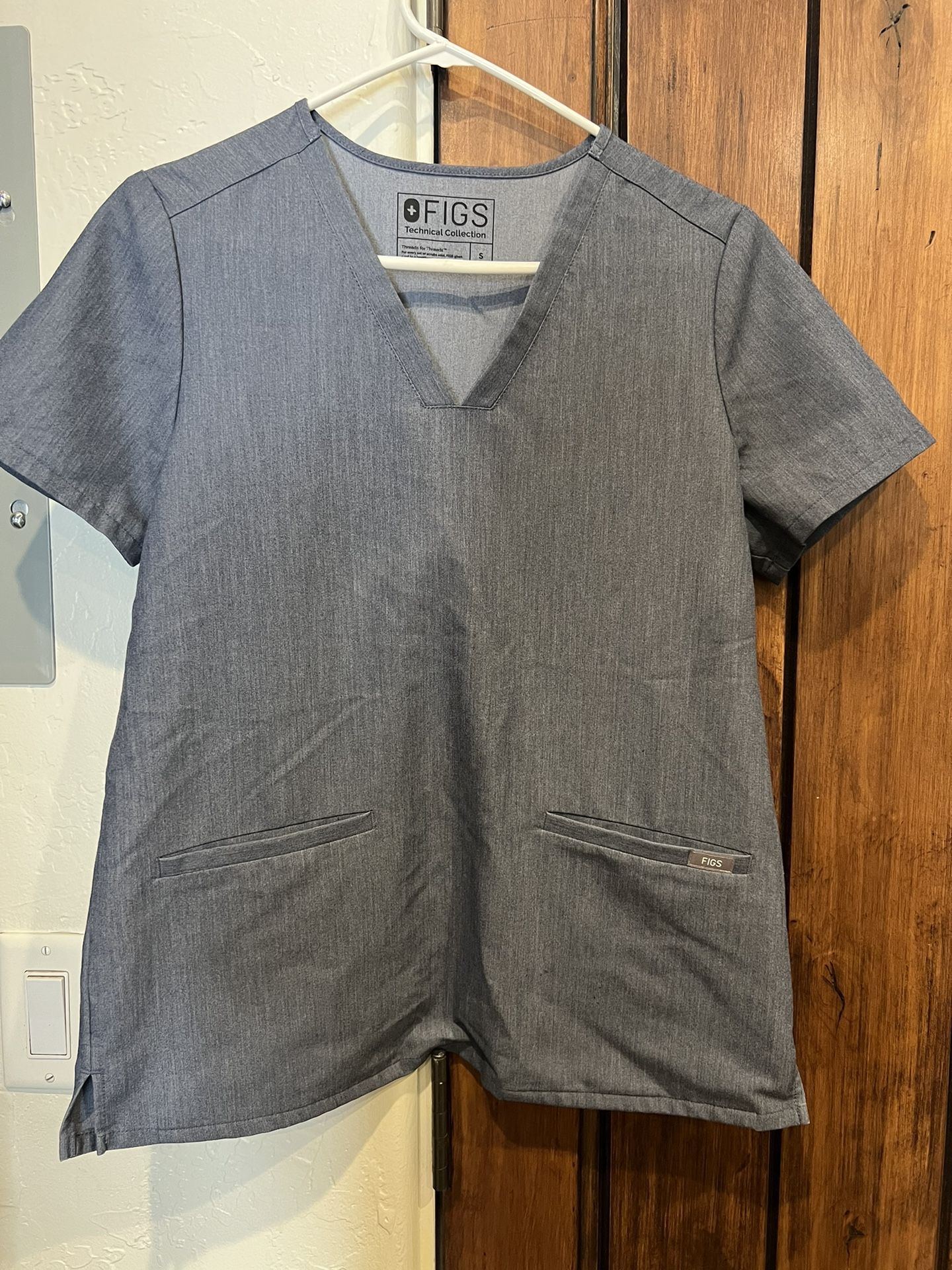 FIGS scrubs