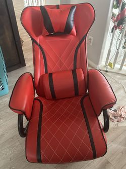 Gaming chairs x2