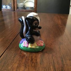 Disney Flower Skunk From Bambi Ceramic Figure