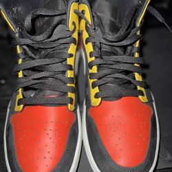 Jordan 1 Black Amarillo Orange 🔥
