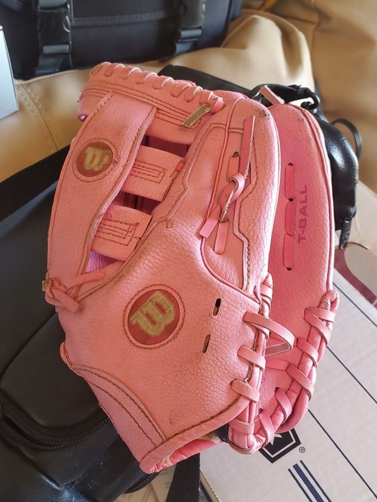 Small Childs Pink Baseball Glove Wilson