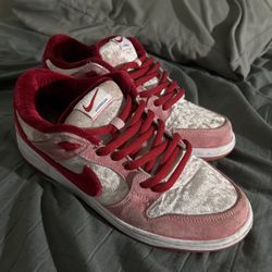 nike sb dunks strangeloves no box idk if they are authentic size 10.5