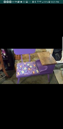 Frozen telephone table