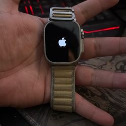 Apple Watch Ultra 2 GPS + Cellular Titanium Case (2024)