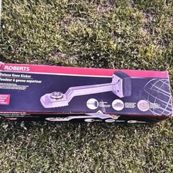 Roberts Carpet Knee Kicker $55 Southgate